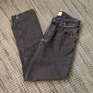 Everlane 90s curvy cheeky straight jean